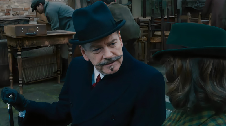 Hercule Poirot semble suspect