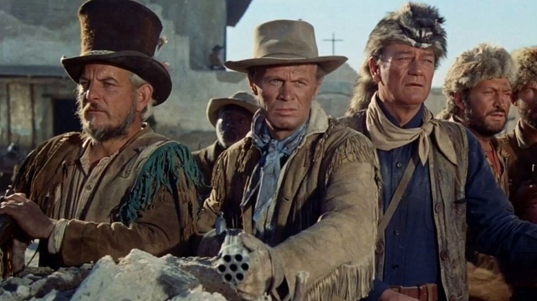 Davey Crockett et Jim Bowie recherchent l'ennemi dans 