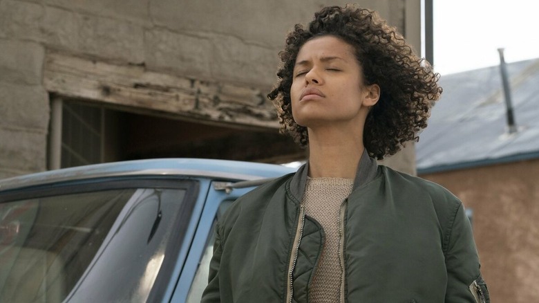 Ruth prend un moment pour s'imprégner du monde dans Fast Color (2019)