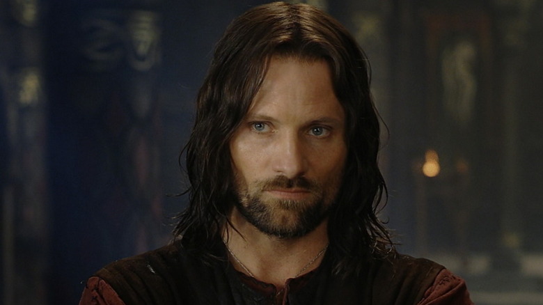 Aragorn regardant quelqu'un dans Le Retour du Roi