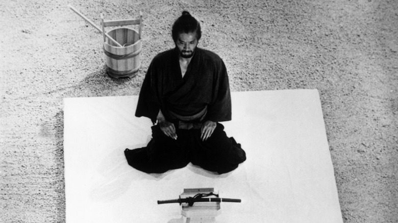 Tsugumo Hanshirō se prépare pour le seppuku en 
