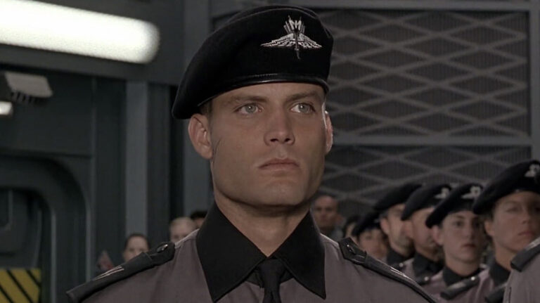 La vraie raison pour laquelle Starship Troopers a échoué au box-office