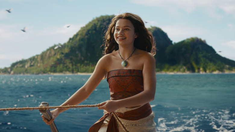 Moana naviguant vers la mer à Moana