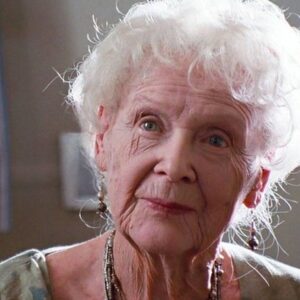 Pourquoi Rose a-t-elle jeté le collier dans l'océan à la fin du Titanic ?