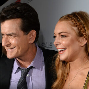 The Weird Release Lindsay Lohan et Charlie Sheen ont dû signer pour Scary Movie 5
