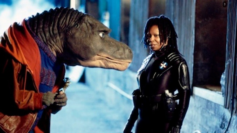 Theodore Rex et Katie Coltrane se chamaillent dans Theodore Rex (1995)