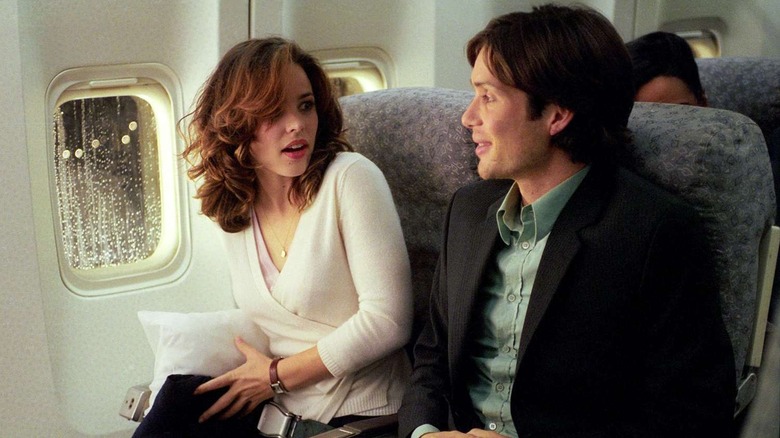 Lisa et Jackson à bord de leur vol dans Red Eye (2005)