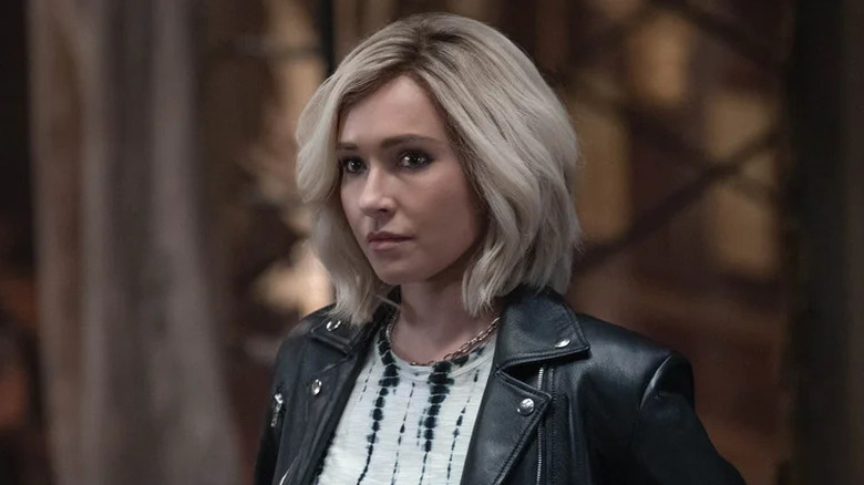 Kirby Reed porte une veste en cuir dans Scream VI