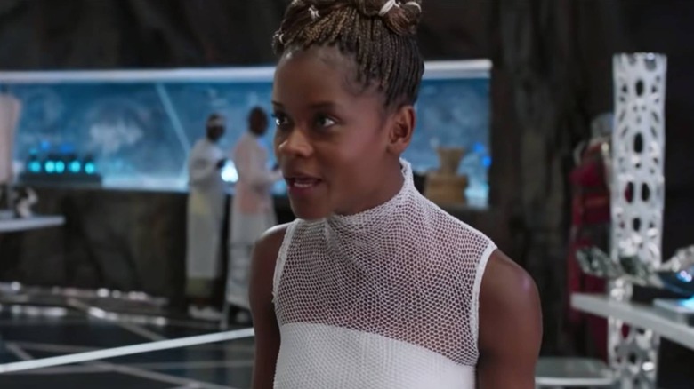 Shuri crie 