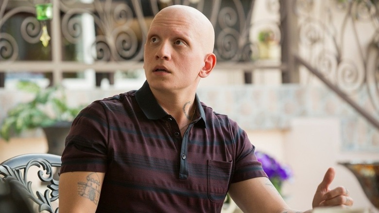 Anthony Carrigan dans le rôle de Noho Hank dans Barry