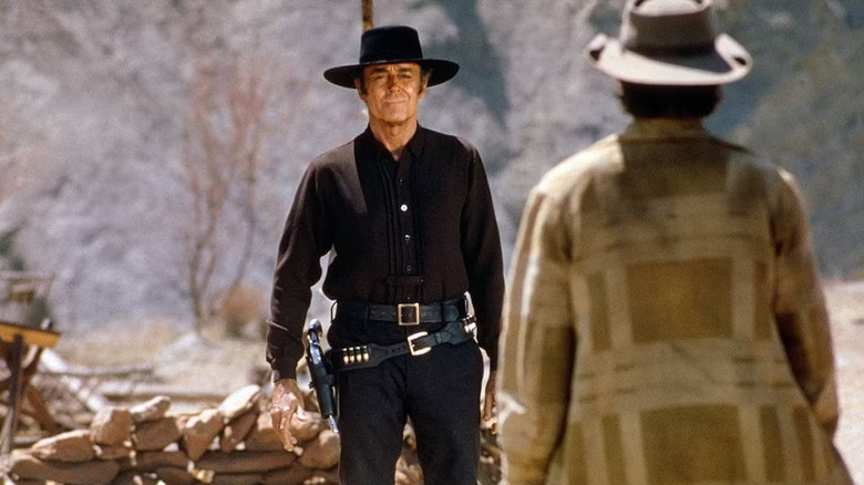 Frank entrant dans une confrontation dans Il était une fois dans l'Ouest (1968)