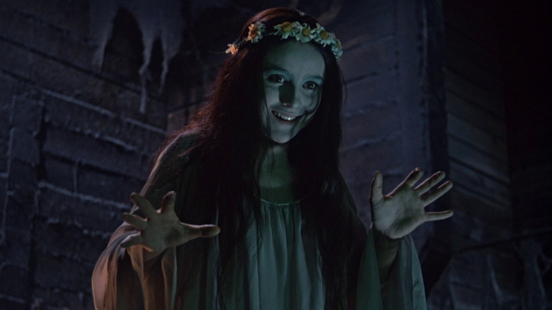 La sorcière se réveille sous une forme plus jeune dans Viy (1967)