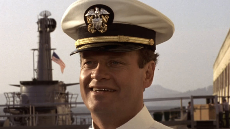 Thomas prêt à prendre ses fonctions dans Down Periscope (1996)