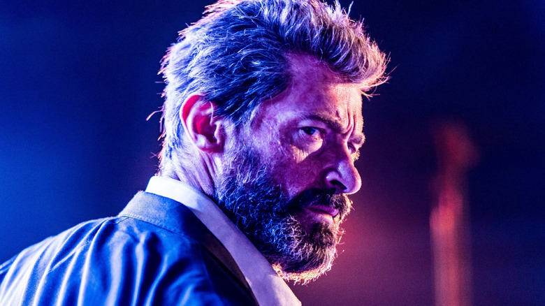 Logan au crépuscule bleu et violet