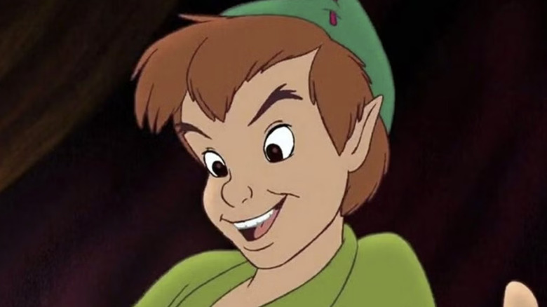 Peter Pan souriant malicieusement