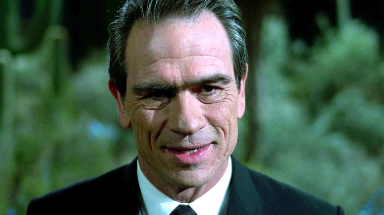 Tommy Lee Jones dans Les Hommes en Noir