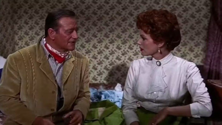 McLintock parlant à une dame à McLintock !