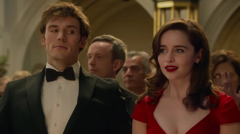 Will et Lou portent des tenues de soirée dans Me Before You