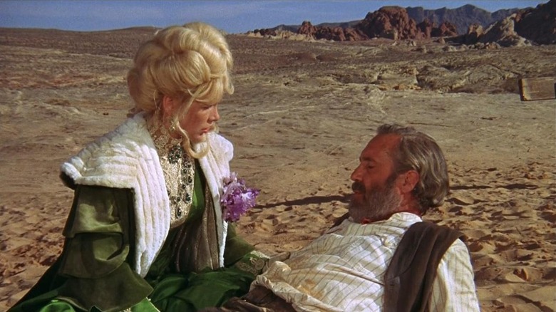 Cable Hogue rencontre une dame dans le désert 