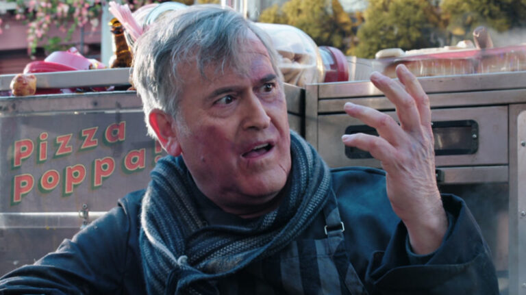 Chaque camée de Bruce Campbell dans les films Marvel expliqué