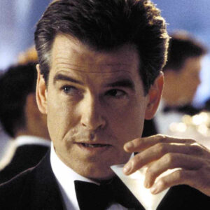 L'ordre correct dans lequel regarder les films de James Bond de Pierce Brosnan