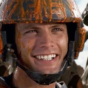 La vraie raison pour laquelle la scène de la vache dans Starship Troopers a été censurée
