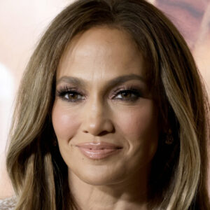 Le film nominé aux Oscars, Jennifer Lopez, regrette son décès