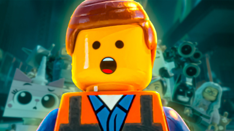 Emmet a l'air choqué par ses copains Lego (2026)