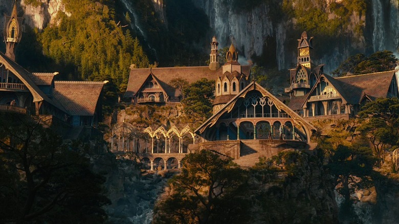 Rivendell montré de loin dans 